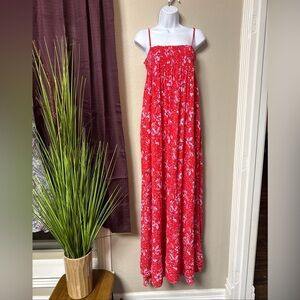 #684 Main Strip Red/pink floral summer maxi dress with pockets size medium